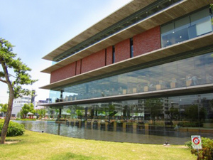 中央図書館